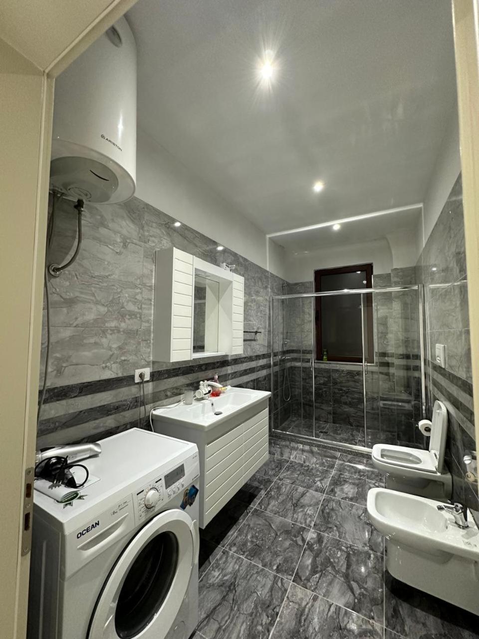 Host Apartments Shkodër Extérieur photo