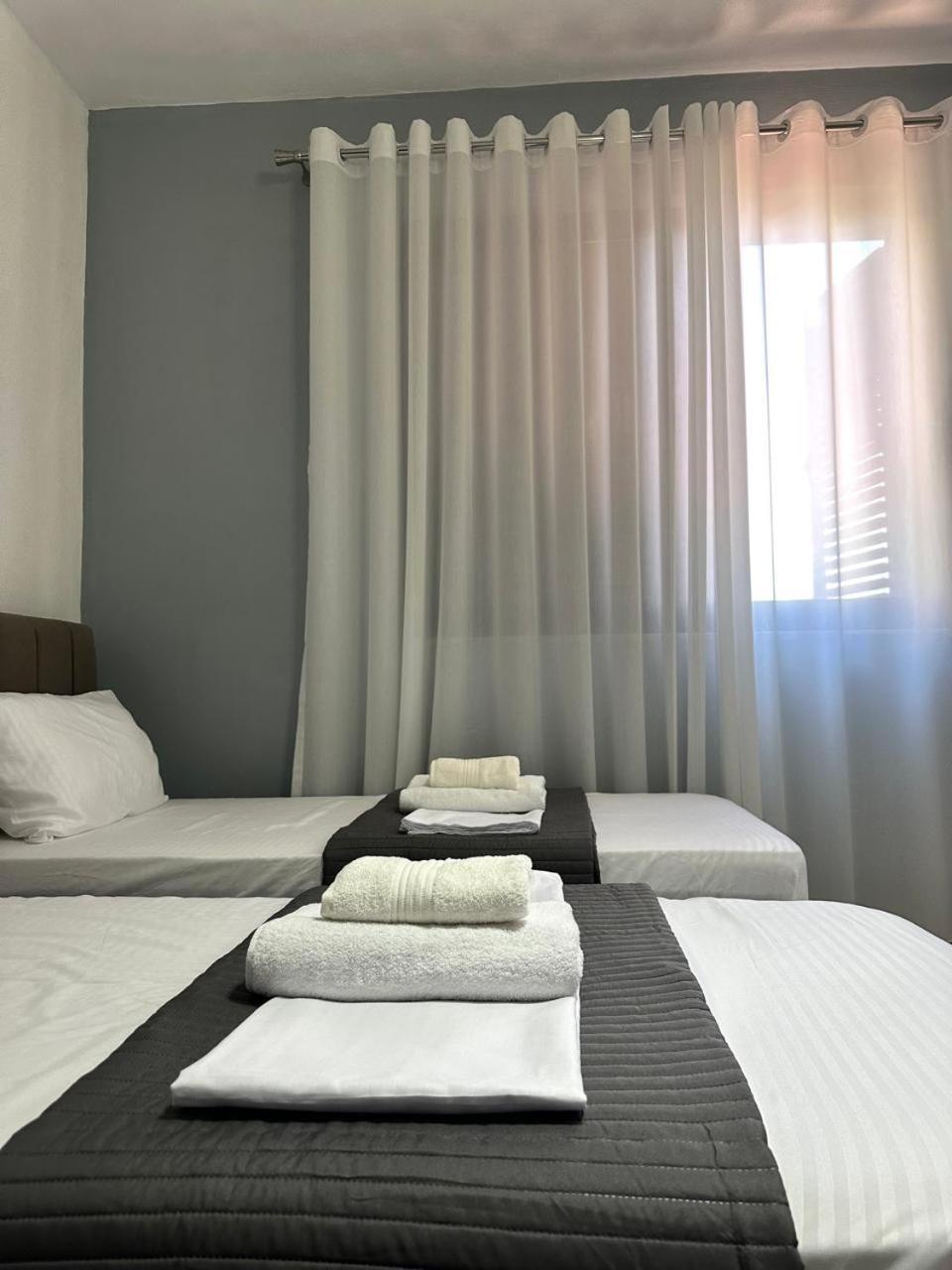 Host Apartments Shkodër Extérieur photo